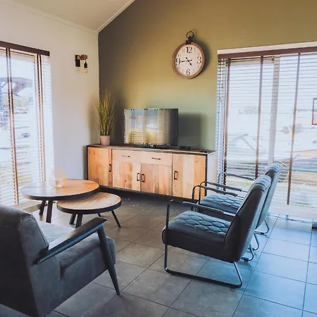 Het Kraaijennest Miva Uitgeest