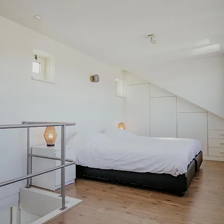 Het Kraaijennest Miva Uitgeest